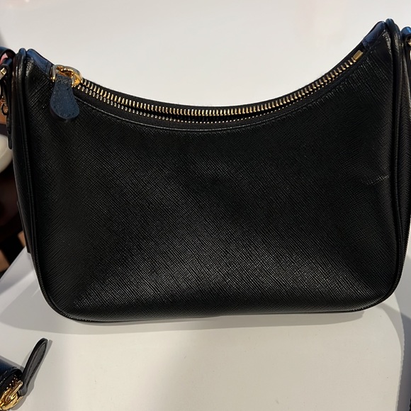 Prada Re Edition Leather Bag - Picture 6 of 12